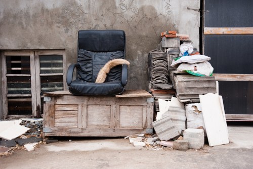 Residential skip placed in Hendon driveway
